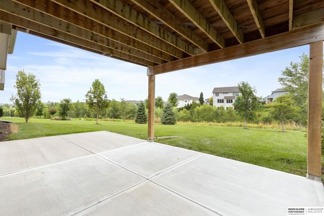 4440 N 190th Avenue, Elkhorn, NE 68022