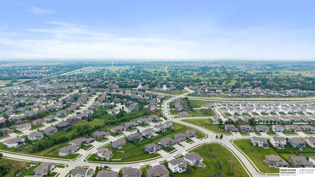 4440 N 190th Avenue, Elkhorn, NE 68022