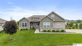 4440 N 190th Avenue, Elkhorn, NE 68022