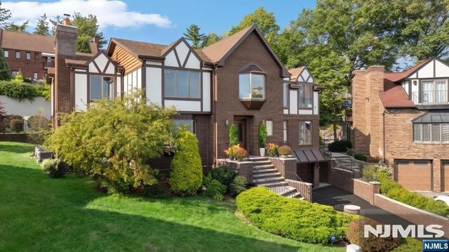44 Jani Court, Clifton, NJ 07013