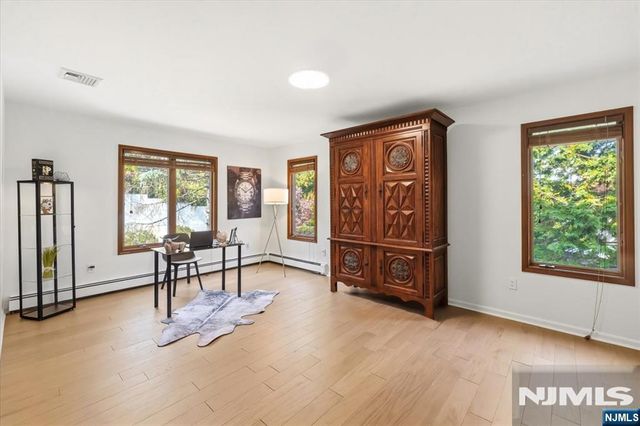 44 Jani Court, Clifton, NJ 07013