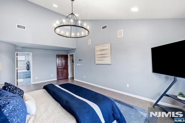 44 Jani Court, Clifton, NJ 07013