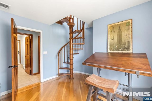 44 Jani Court, Clifton, NJ 07013