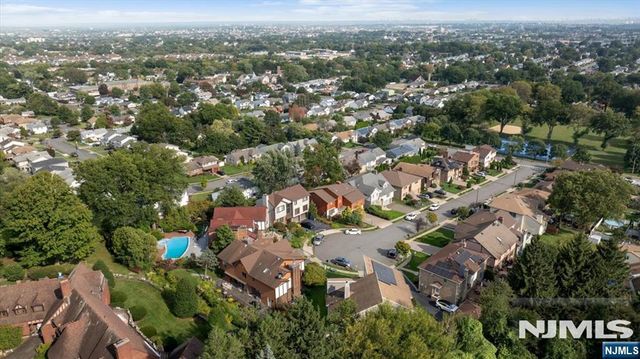44 Jani Court, Clifton, NJ 07013