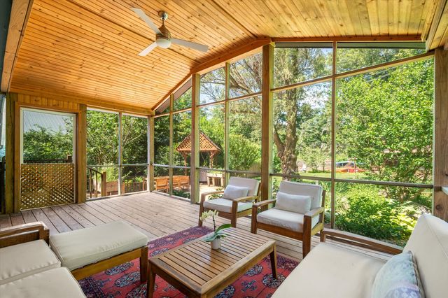 2890 Kimberley Road, Ann Arbor, MI 48104