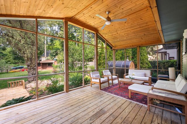 2890 Kimberley Road, Ann Arbor, MI 48104