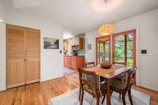 2890 Kimberley Road, Ann Arbor, MI 48104