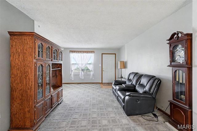 887 Woodridge Drive, Arnold, MO 63010