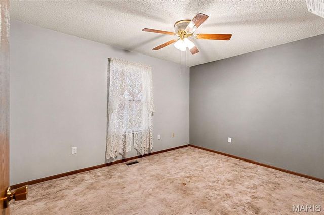 887 Woodridge Drive, Arnold, MO 63010