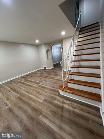 6168 NEWTOWN AVE, Philadelphia, PA 19111