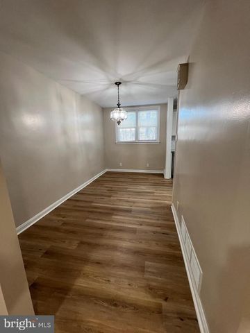 6168 NEWTOWN AVE, Philadelphia, PA 19111