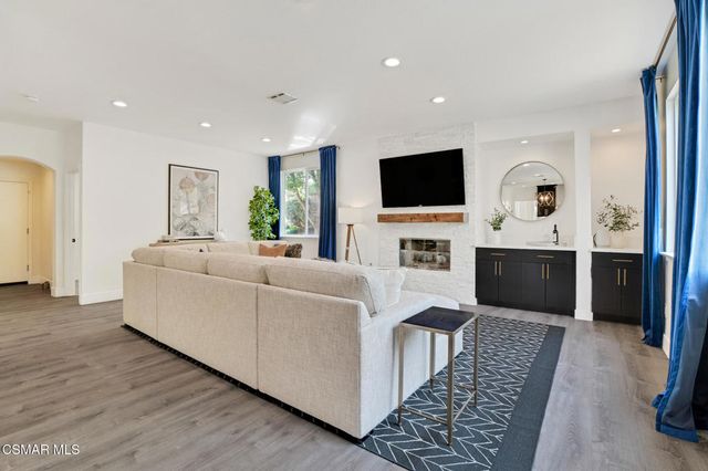 2339 Rudolph Drive, Simi Valley, CA 93065