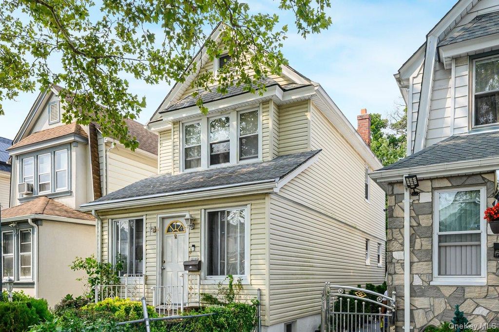 9344 Vanderveer Street, Queens Village, NY 11428 — photo 3
