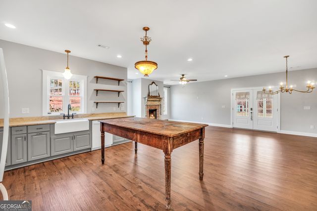 200 Douglas Creek Road, Flovilla, GA 30216