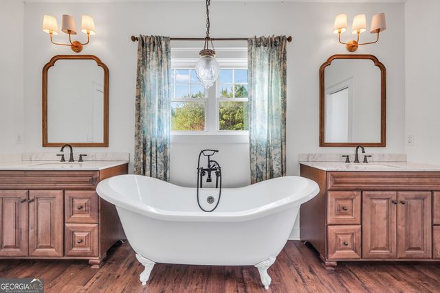 200 Douglas Creek Road, Flovilla, GA 30216