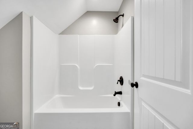 200 Douglas Creek Road, Flovilla, GA 30216