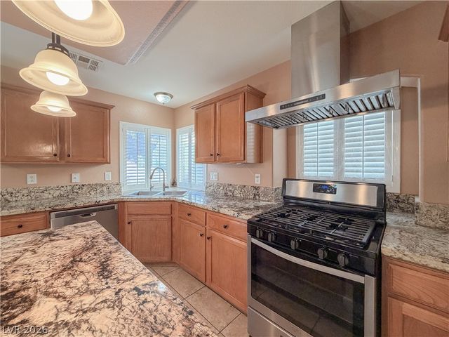 7561 Mermaid Song Court, Las Vegas, NV 89139