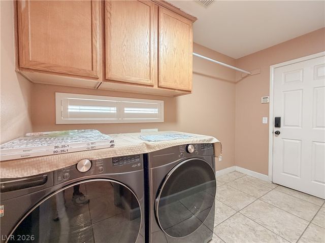 7561 Mermaid Song Court, Las Vegas, NV 89139