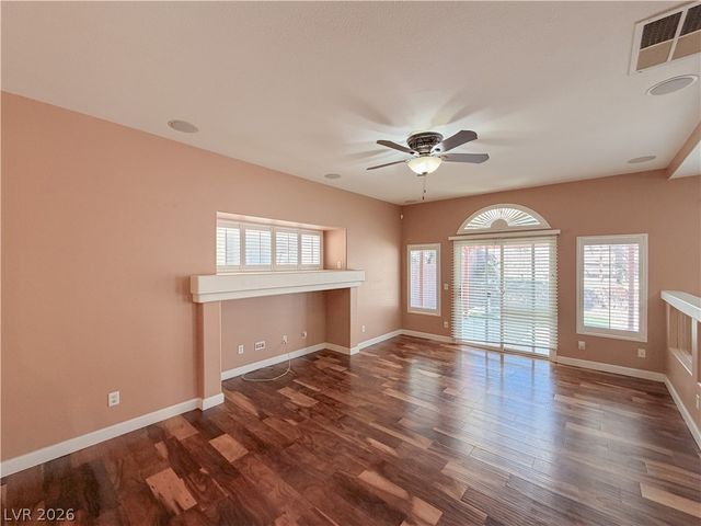 7561 Mermaid Song Court, Las Vegas, NV 89139