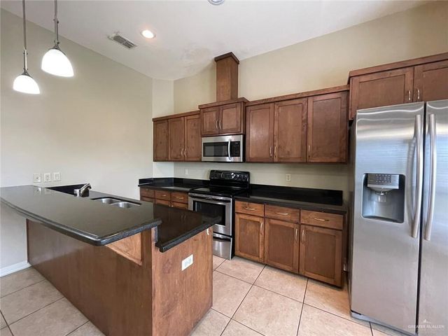 2815 Mimosa Street 10, Mission, TX 78574