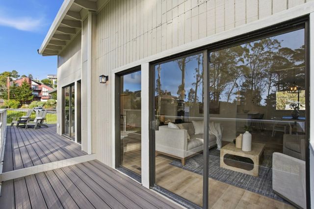 563 El Granada Boulevard, El Granada, CA 94018