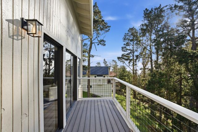 563 El Granada Boulevard, El Granada, CA 94018