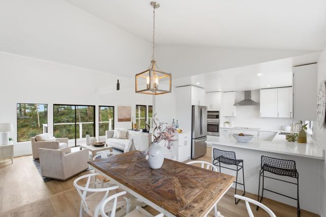 563 El Granada Boulevard, El Granada, CA 94018