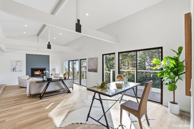 563 El Granada Boulevard, El Granada, CA 94018