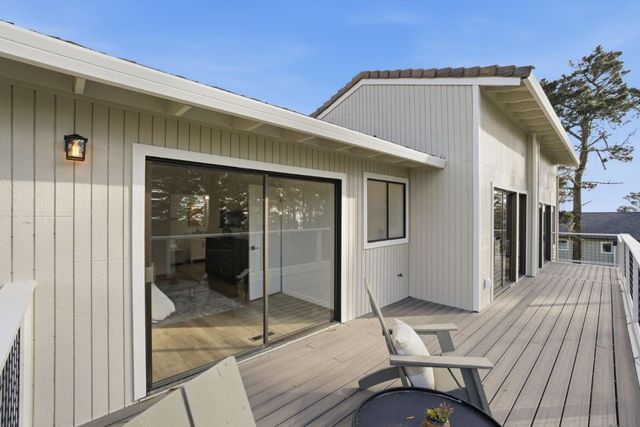 563 El Granada Boulevard, El Granada, CA 94018