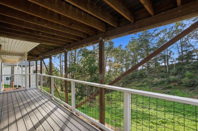 563 El Granada Boulevard, El Granada, CA 94018