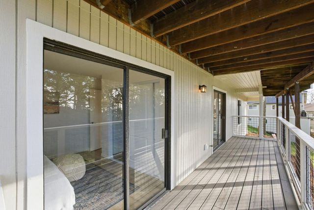 563 El Granada Boulevard, El Granada, CA 94018