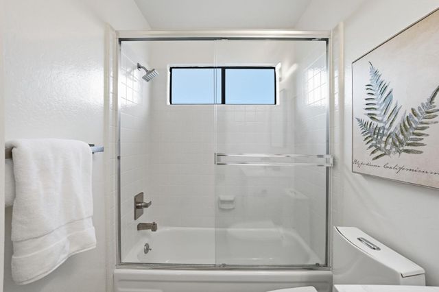 563 El Granada Boulevard, El Granada, CA 94018