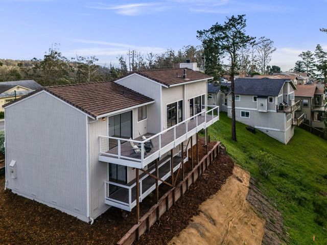 563 El Granada Boulevard, El Granada, CA 94018