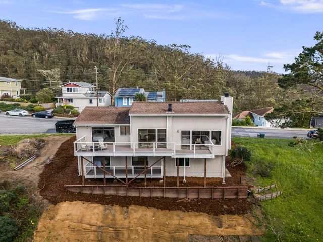 563 El Granada Boulevard, El Granada, CA 94018