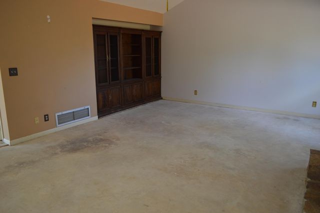 646 Millard Gainey Road, Defuniak Springs, FL 32435