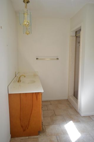 646 Millard Gainey Road, Defuniak Springs, FL 32435