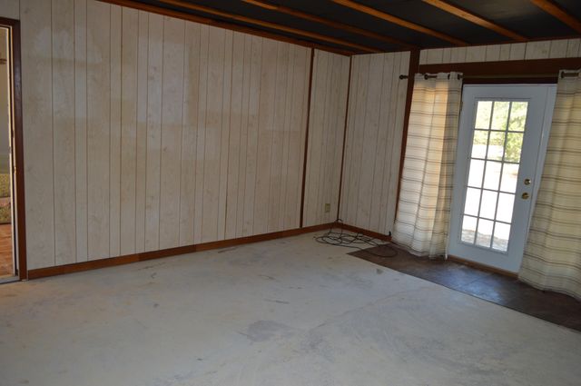 646 Millard Gainey Road, Defuniak Springs, FL 32435