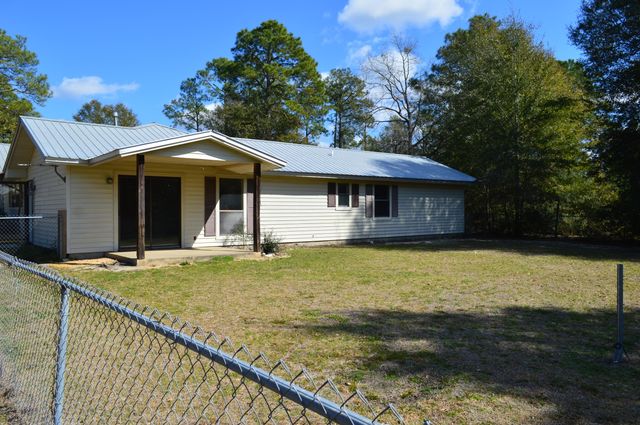 646 Millard Gainey Road, Defuniak Springs, FL 32435