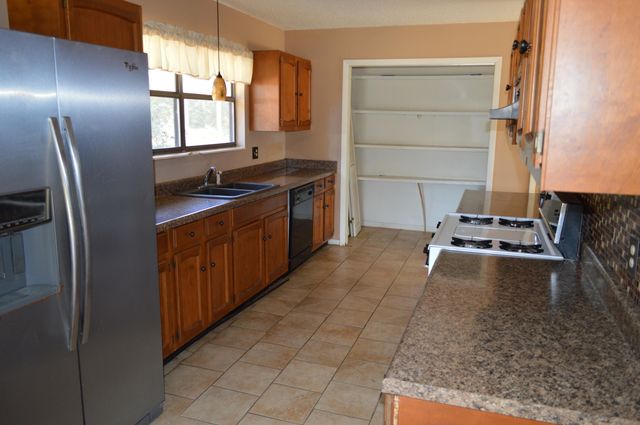 646 Millard Gainey Road, Defuniak Springs, FL 32435