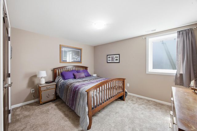 1406 W Summerwood Trail, Dilworth, MN 56529