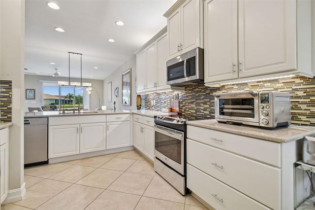 4856 MARBLE SPRINGS CIRCLE, Wimauma, FL 33598