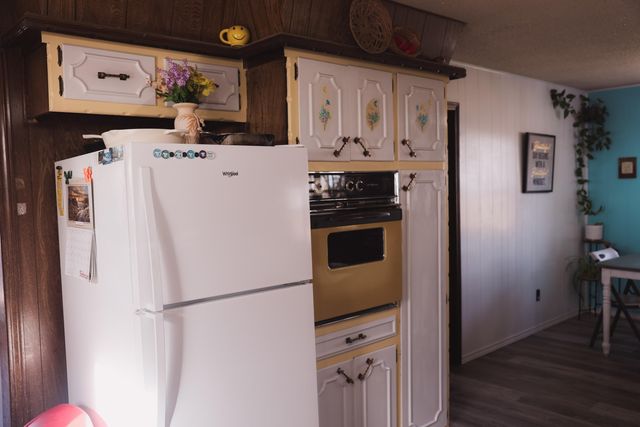 660 County Road K, Plainview, TX 79072