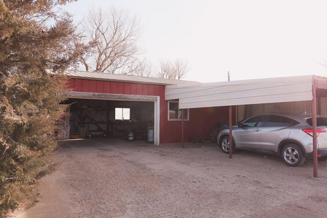660 County Road K, Plainview, TX 79072
