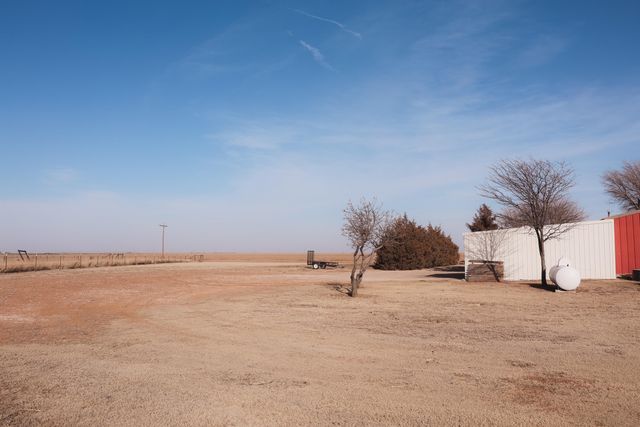 660 County Road K, Plainview, TX 79072