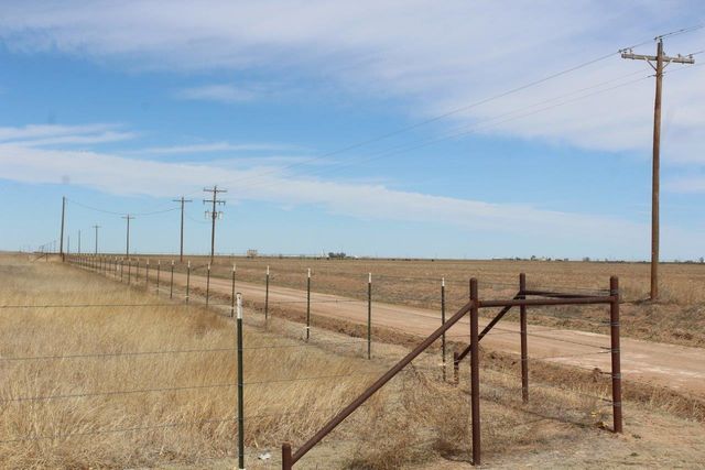 660 County Road K, Plainview, TX 79072