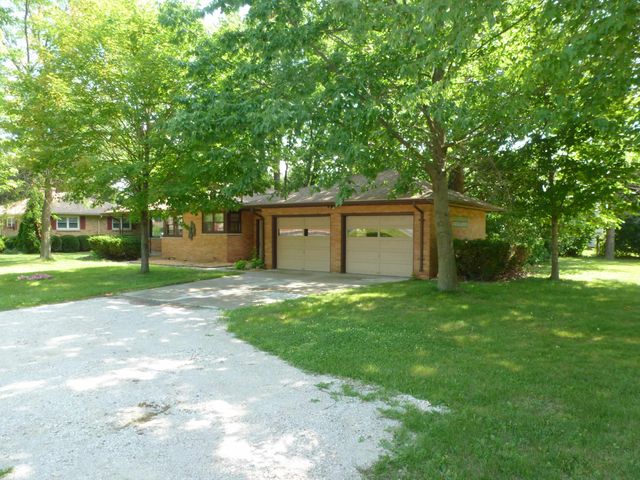 2520 Hemmeter Street, Saginaw, MI 48603