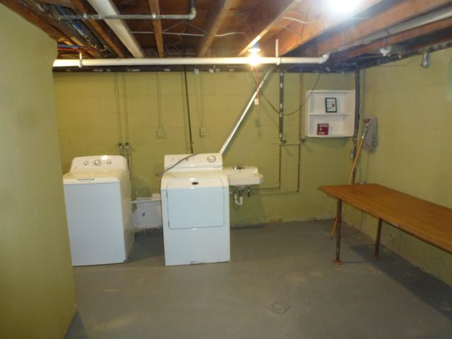 2520 Hemmeter Street, Saginaw, MI 48603