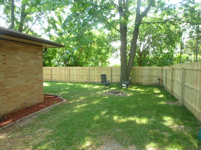 2520 Hemmeter Street, Saginaw, MI 48603