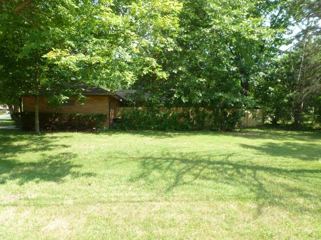 2520 Hemmeter Street, Saginaw, MI 48603