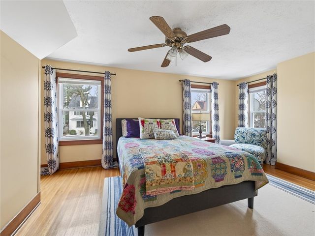 112 Maplehurst Road, Irondequoit, NY 14617